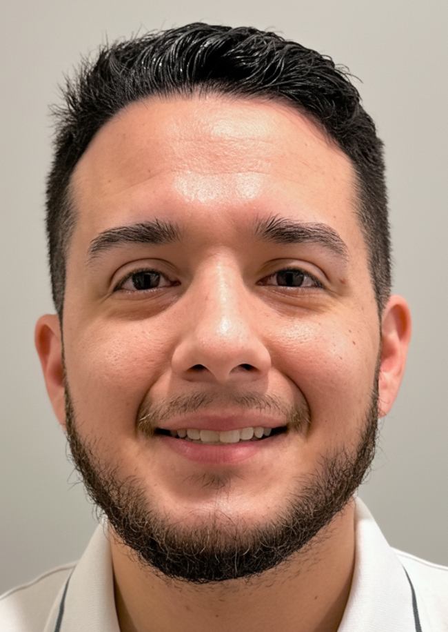 Image of Sebastian Freyre